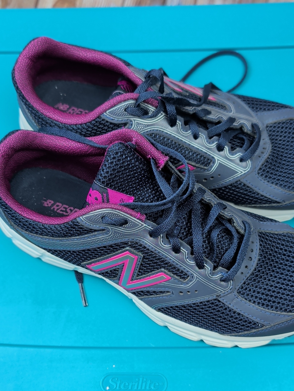 New Balance 460 Women’s Running Sneakers Shoes 9.5